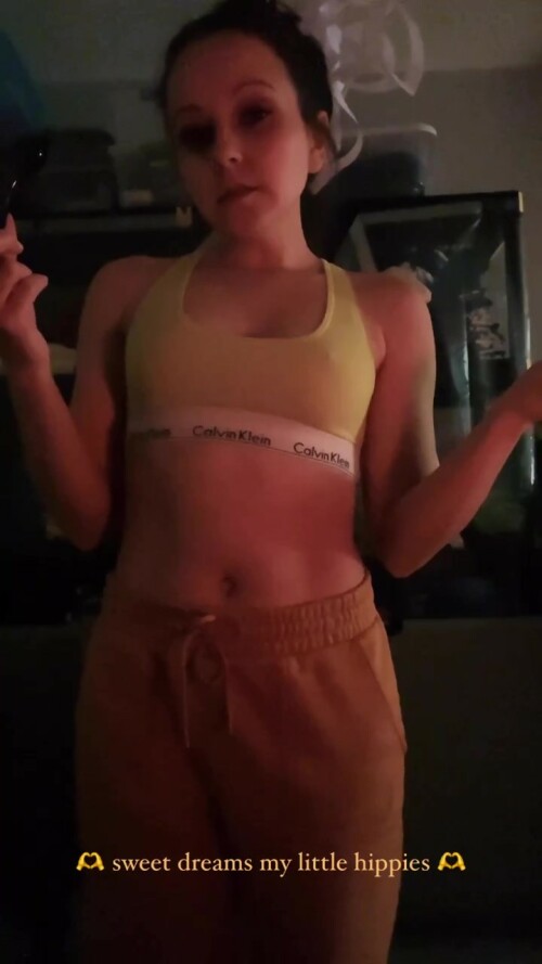 764EE3372EAE6C979E63F34E28939484 video dashinit Moment5