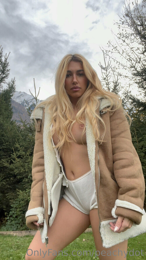 76642323 ED98 4F15 871B BC06FDE94FA5