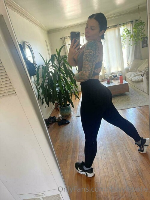 768x1024 0e7605bc54ea2ddaa46ae07e3e78f27c