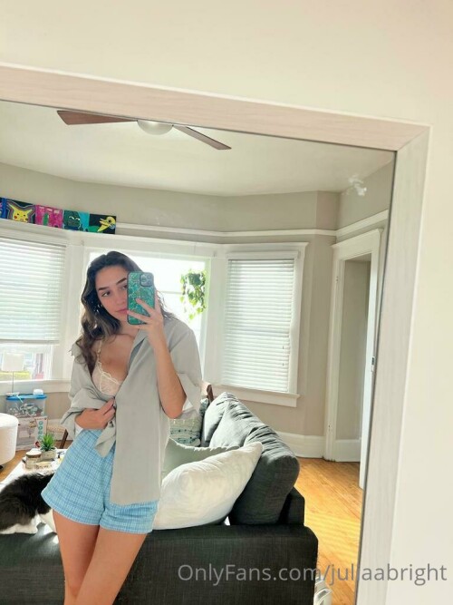 768x1024 4598d43d1620ca8c3e3bd9f0b3615c5b