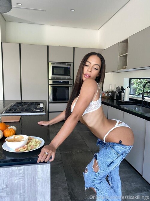 768x1024 9b19fad69b5948babd5a608647c3287c73c43ac768611eba