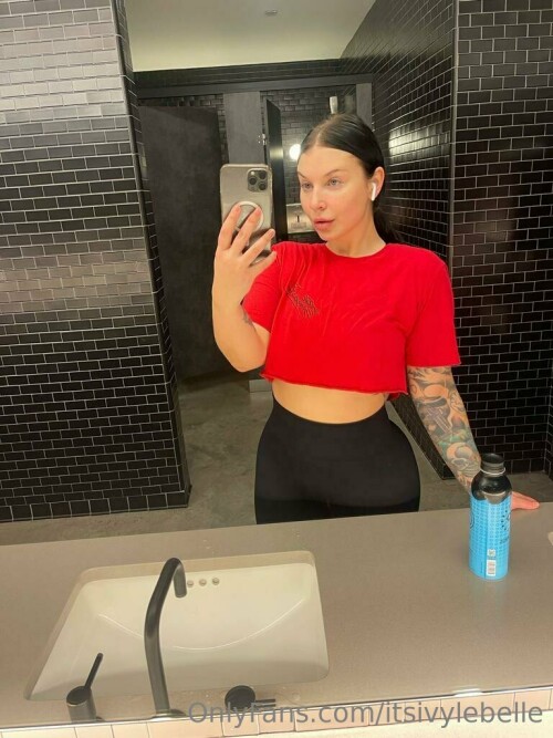 768x1024 a5c4d3219e89cef24b76d87353b979a8