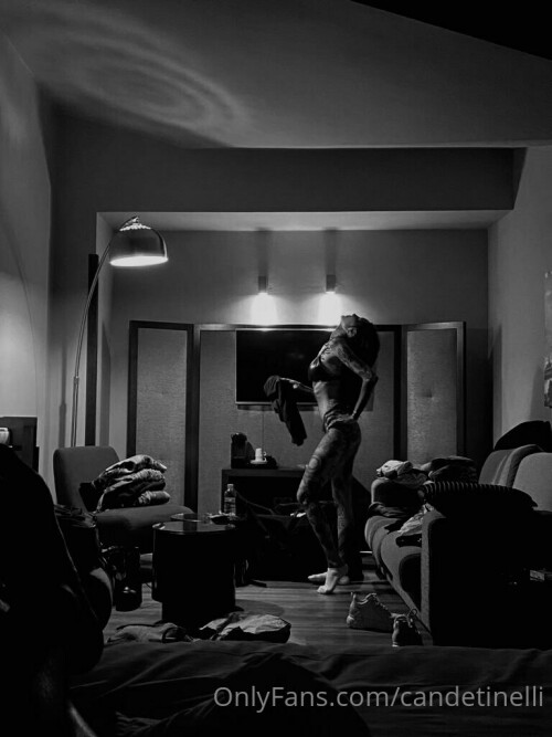 768x1024 f1e4aba2945fc22a536d43d57c25c67c