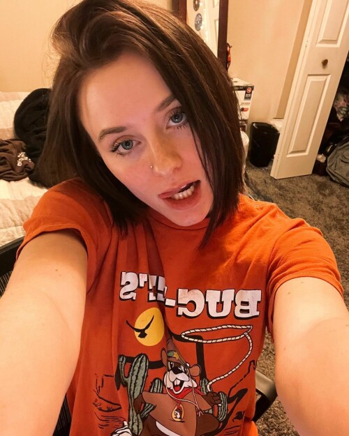 777A95A9 248E 4F5D 8B06 FBC2E095B13B