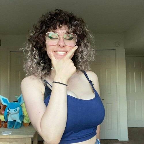 77BE9B9F B2C3 48D2 9BBF C4EFC5EE42F5