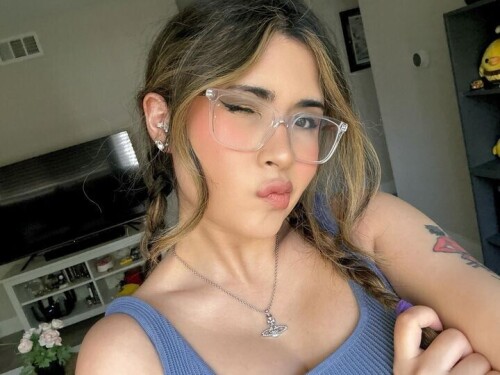 77D46282 D50A 40B3 B61C DC10CD6D26B2c1650994d50b4a7d