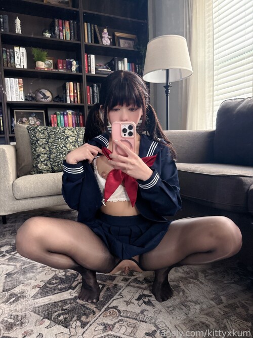 7906794138920673293476972d2bcb1824239c1ec072a5fa8c