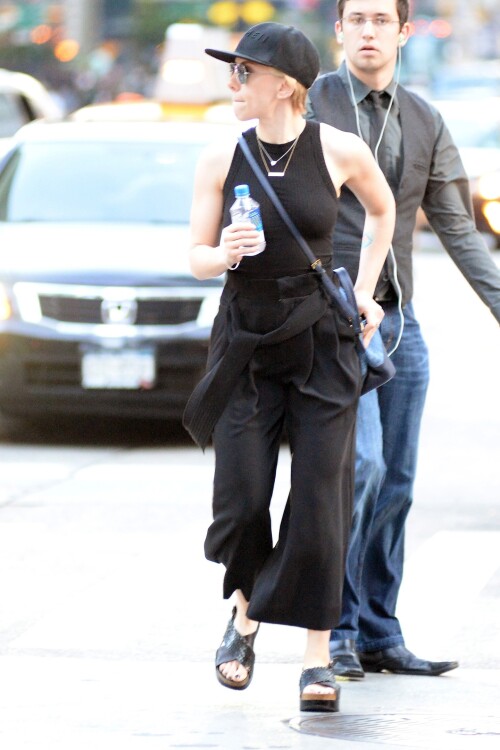 79oiF7w 7Mkaa92cc0511066205