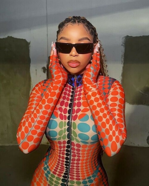 7B246480 E718 45A2 9EBC F340C0C139DF