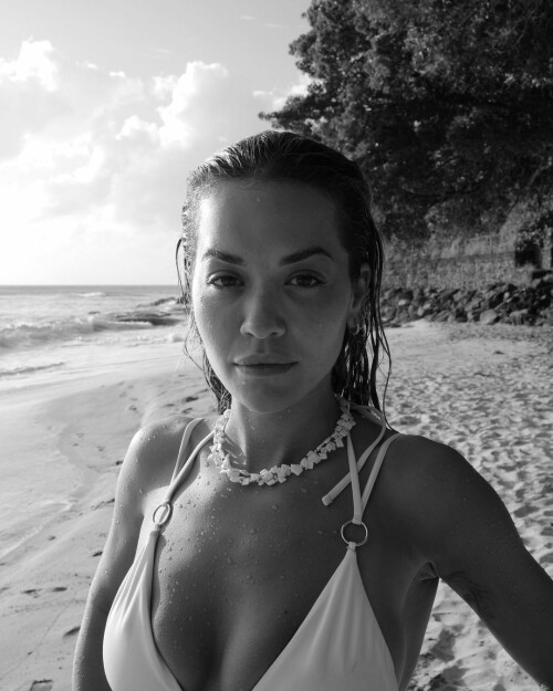 7C07D15D F355 48B1 A389 73072EA2E497