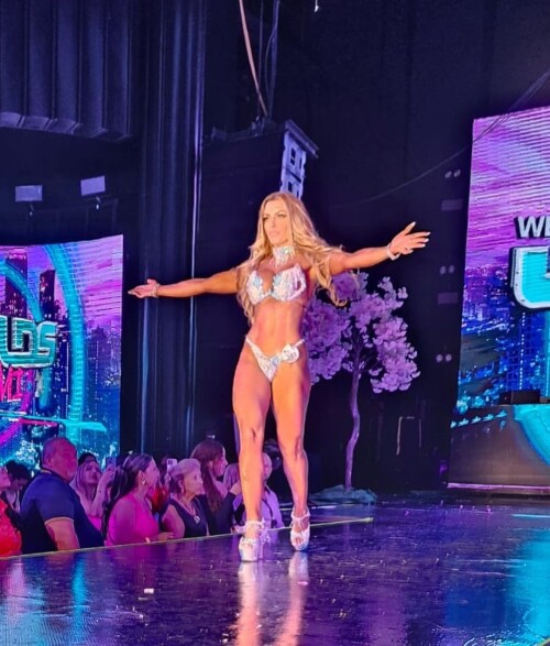 7C2E7BAB B669 4D47 9988 5AE824933EEA8a31947aeb285979