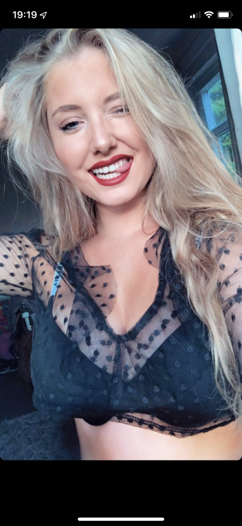 7C400F63-F054-4374-85F6-964F7937C65D