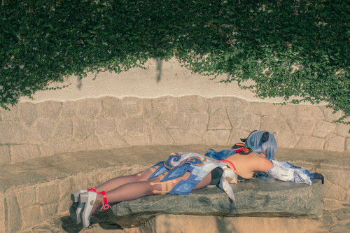 7D220470 ABA5 4372 9038 1F981E3733E8