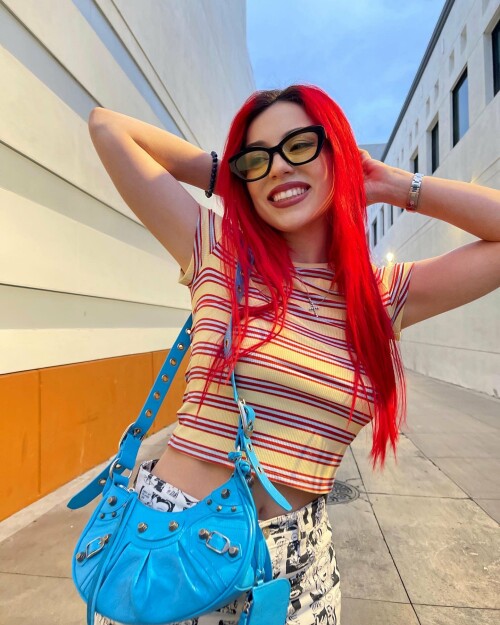 7E3DAFA0 C3AF 4C2F 963B B321400DFEF8