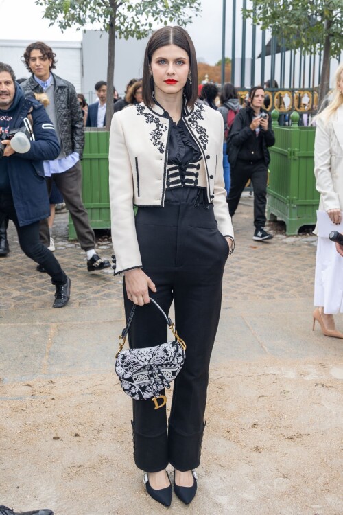 7E7F2E3F 3218 4613 8726 5AD454A0AF3E