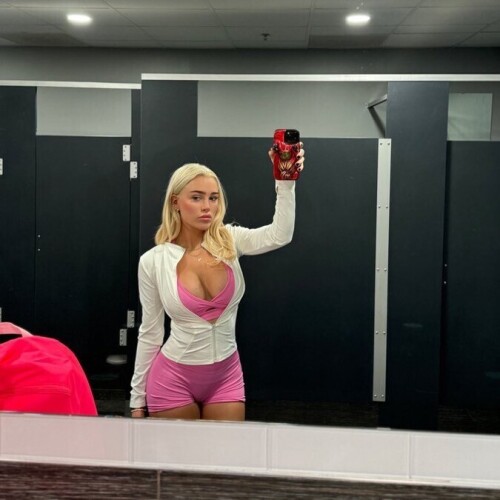 7F3E52A4 CE05 49F5 85D2 3AC8F4F413DA3de1112af4470d84