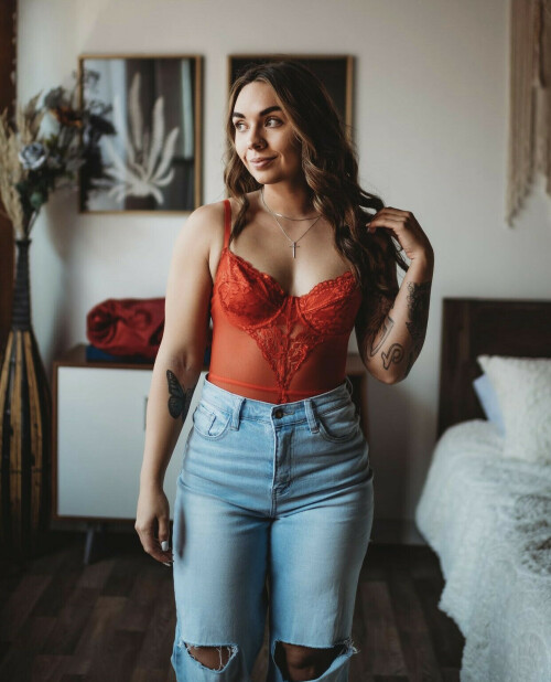 7F786009 1F01 4C36 9F2C B07C47E99965