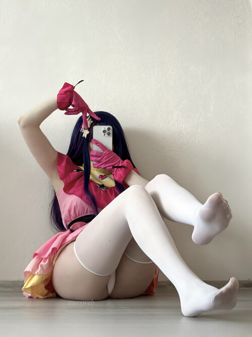 7F7C8167 9F94 4D62 A746 2CE89BC2E350b611856f07f7aae0