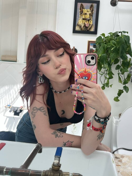 7be9efff a4e4 459b b6ec d116bcc5ba17 lg