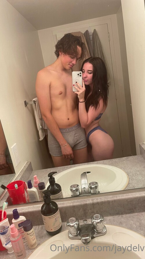 7d87d3f9 f782 46b0 a713 b28850e22ba1