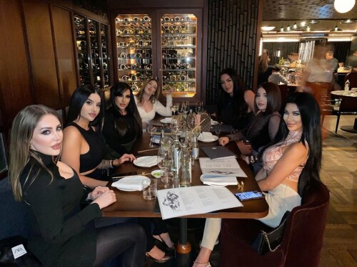 8013D8F4 C90E 43CF A8D6 08583FB3F842