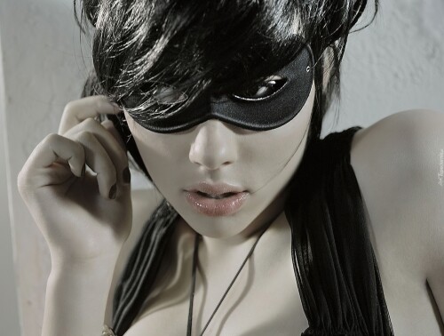 80515 scarlett johansson maskad77b20a0ab28c668