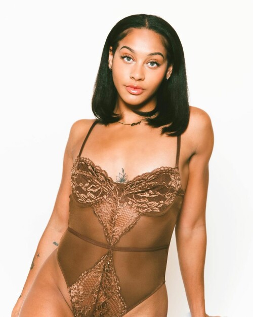 8089F85D 896E 4EE5 8BA0 6C4AFA6ADCF8