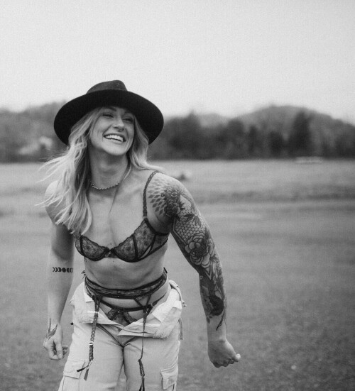 8174FC37 B6DD 40FA B7AA 01361A2C6781