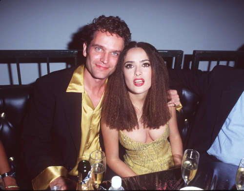 81842784884030eb81becf76