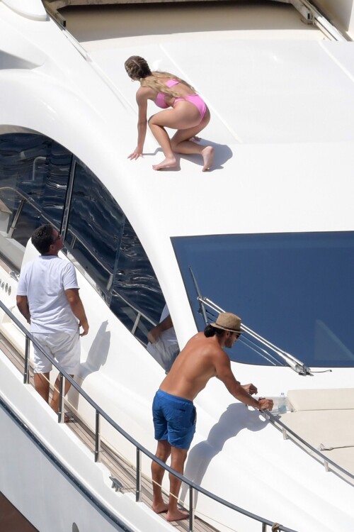 8207849160e22859c159f1fc