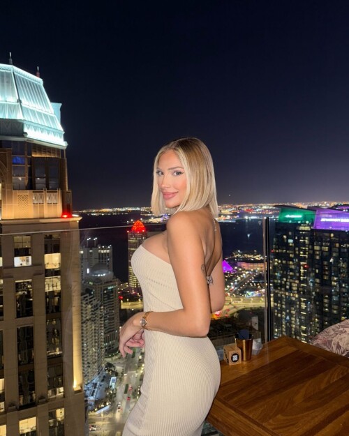 82726275f5bb65e60fdb4c4