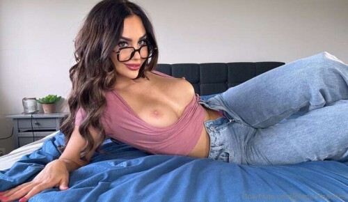 8278220b05020481537ad7c0296bb2be697f73e597311c84c1498af10202c2b63302673185444768