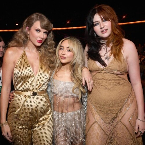 82800C3F 4938 41A9 8C9D 4AF9DE67FFF2