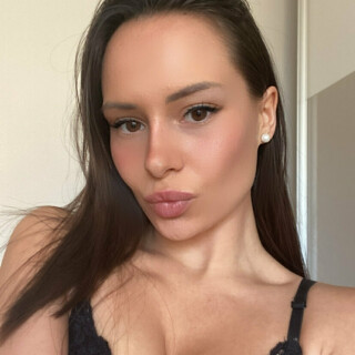 828x1472_629ca2420a172b8154ef89f0383f00d34f76e6e2a8422097