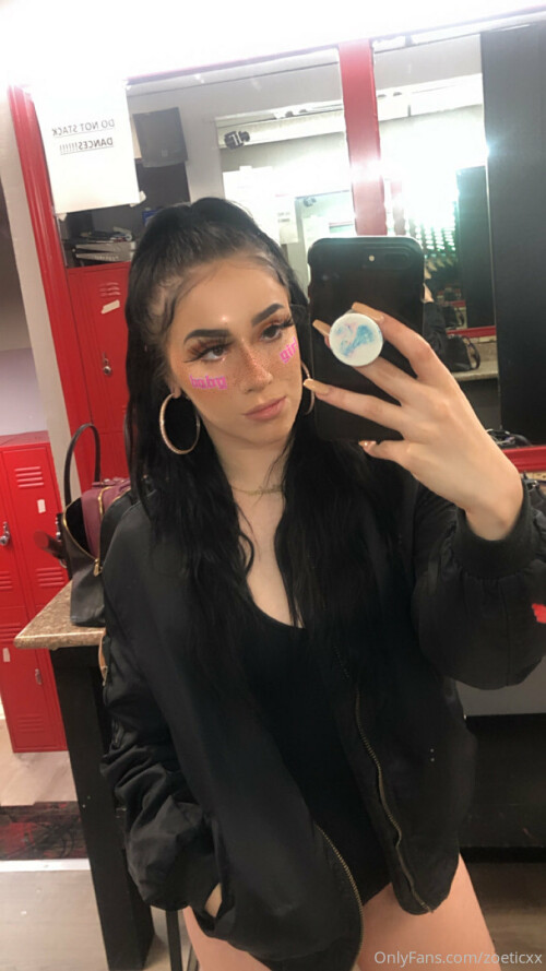 828x1472 f34b48a998cf792ef109f5730c044bdd6204275de0dba80c3f2