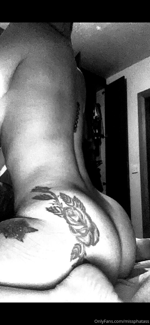 828x1792 21c861941a59cae79b70c5e95654c1db