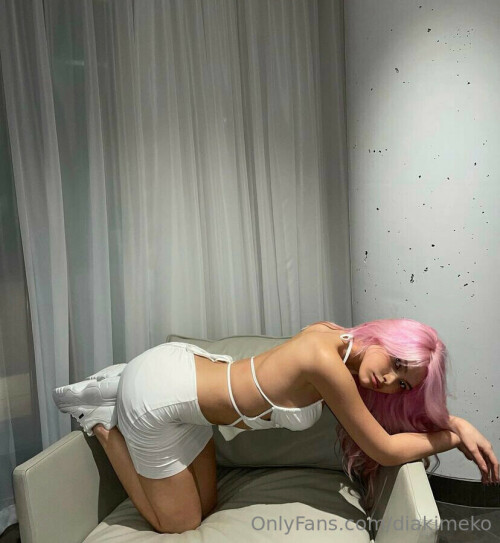 828x900 634b86e1eb48afdcef3370b0368ab444