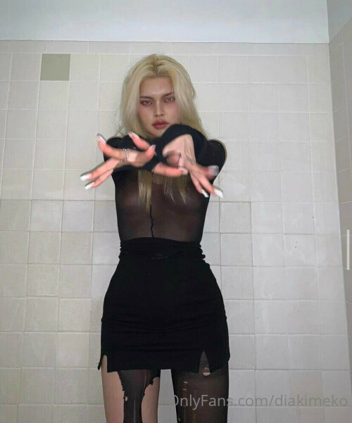 828x995 6e6db5308c751c1b66599cb817567e74