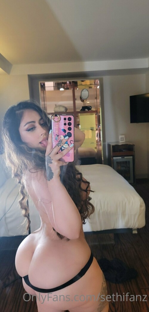 838x1744 3c7d533c3510a8f102d20ff9060275cd