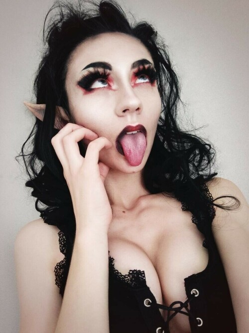 8394AC0C D065 49ED 8B43 CB1C16AED1B9