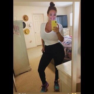 839_off_to_get_some_grub_brittamy_elizabeth