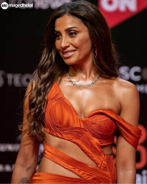 84CE1AFC 84A9 487C B7C7 87E69DE6570F