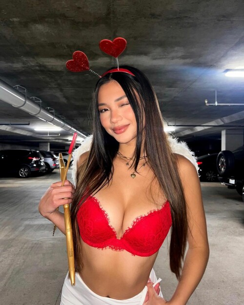 8529E3BA 4603 4751 BB9E 17B77FA184CF