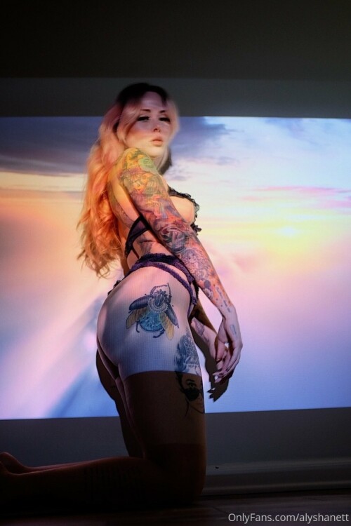 853x1280 374b8f14b2e50d63495165978733bbf0