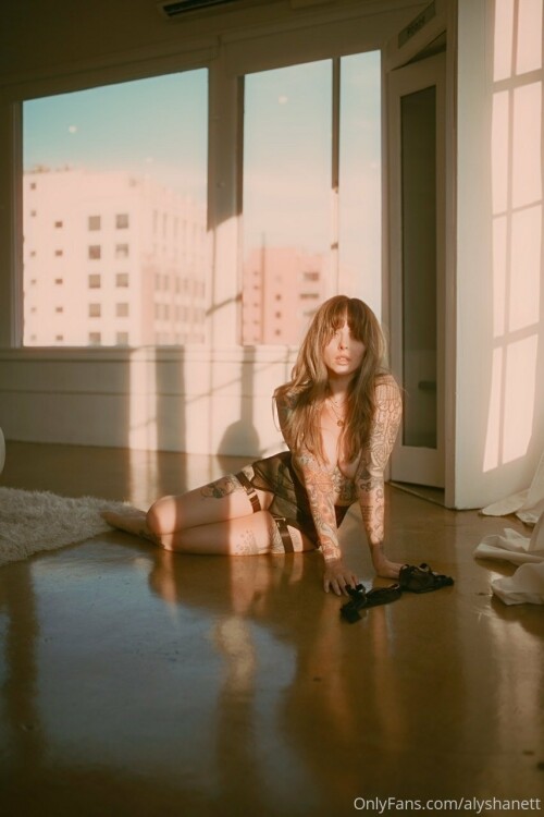 853x1280 51bdec8f84f0c420ceba4781dfde466f