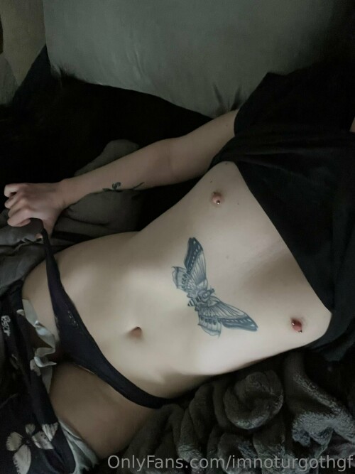 85cb0b02 1841 4697 9bfa 413ce1ef059f