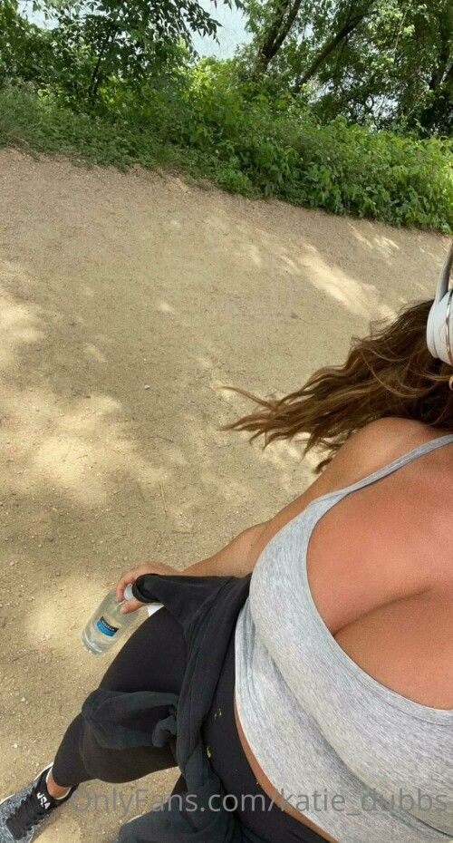 860x1600 fd2bda968f945f843f23d421e98e2844