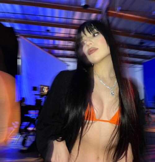 8664B9BC E9F9 4B9D 89D1 A67945DCBB7E