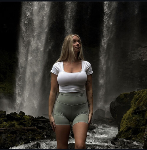 87426D79 474D 4EC8 805B 449FEBCD92DC84d2f6bbfda01393