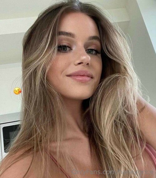 877x1000 12aaba54855c5bac62f9226f9f75cb93